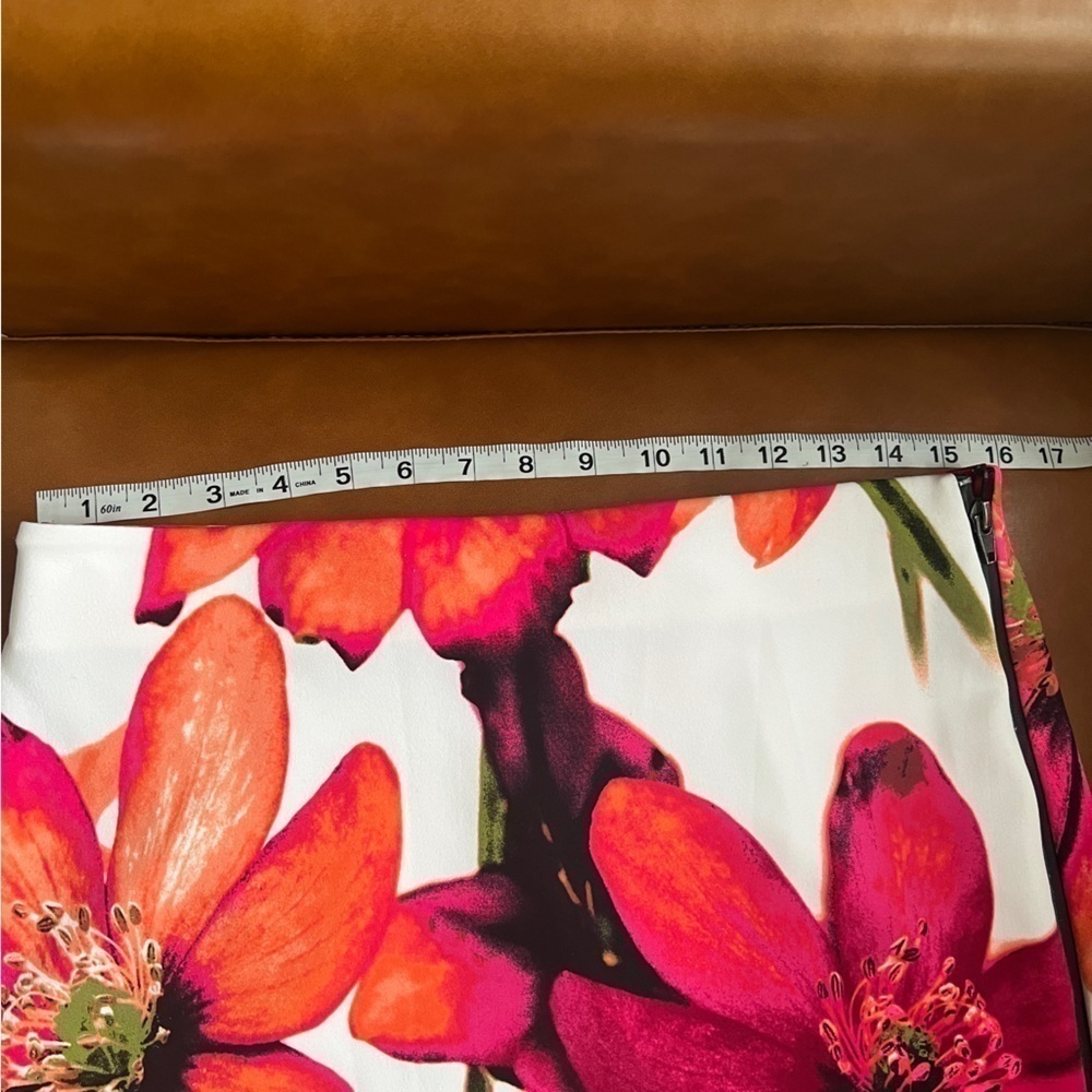 Worthington Women’s Midi Straight Pencil Vibrant Multicolored Floral Skirt 10P - Picture 6 of 11